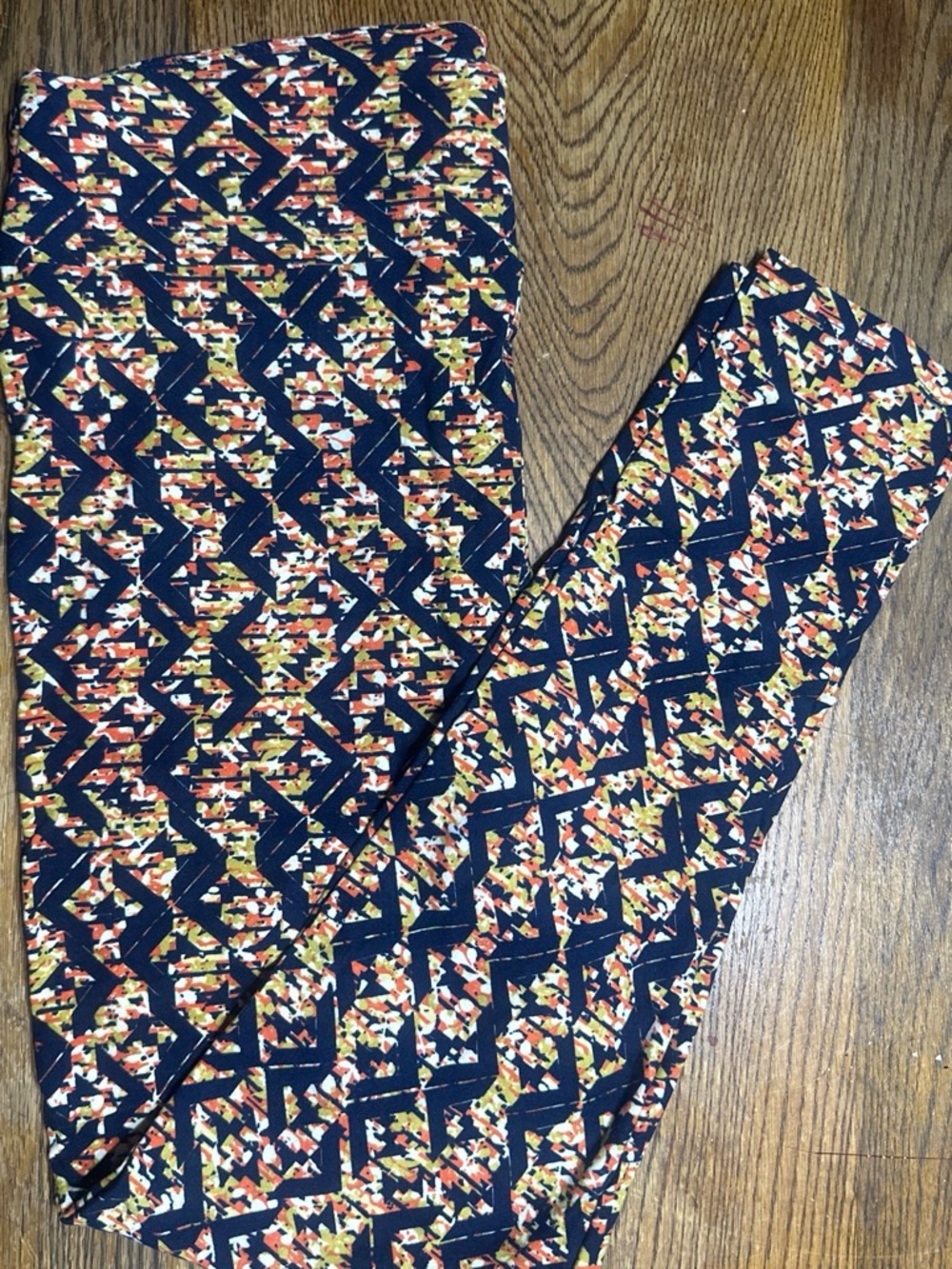 Geometric Navy Multicolor Printed Leggings